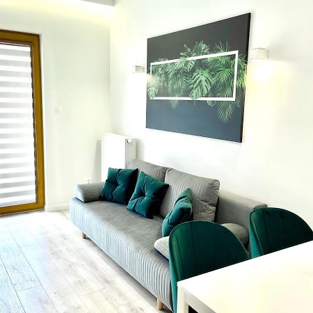 Modern Green Apartment Krakow Bagian luar foto