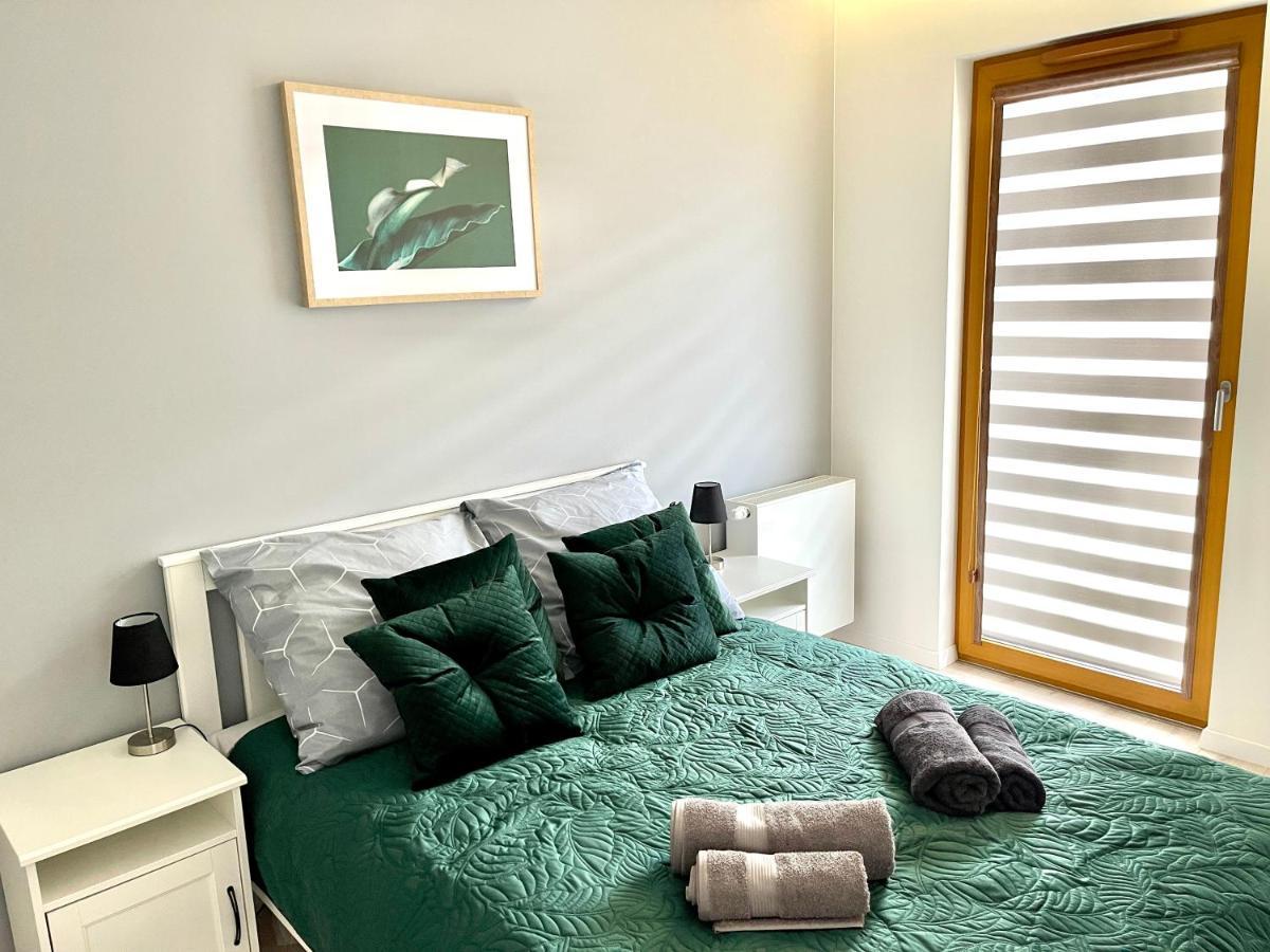 Modern Green Apartment Krakow Bagian luar foto